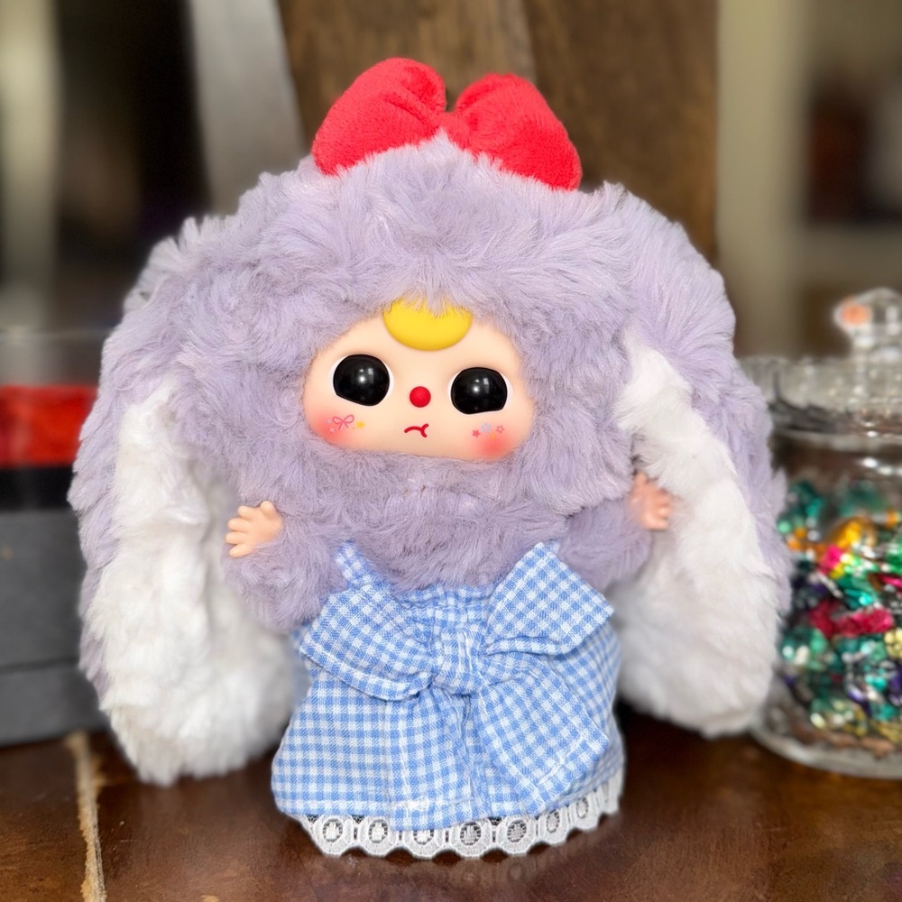 Baby Three Red bow 100% authentic